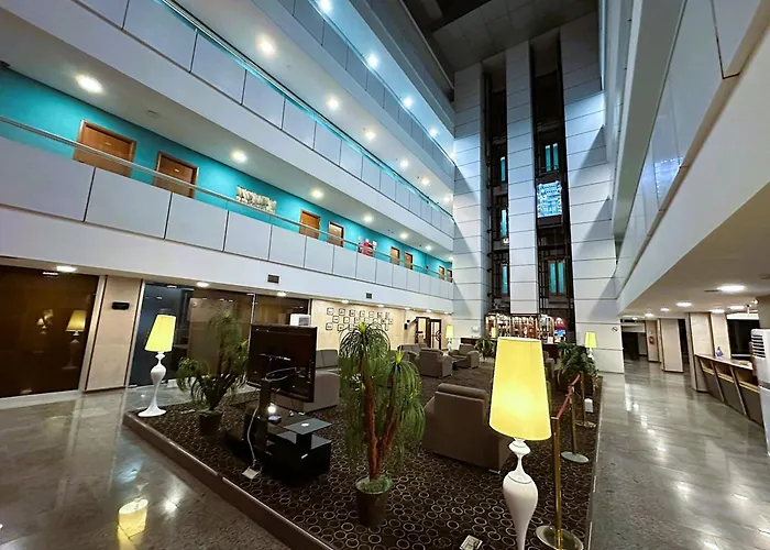 Crossway Hotel