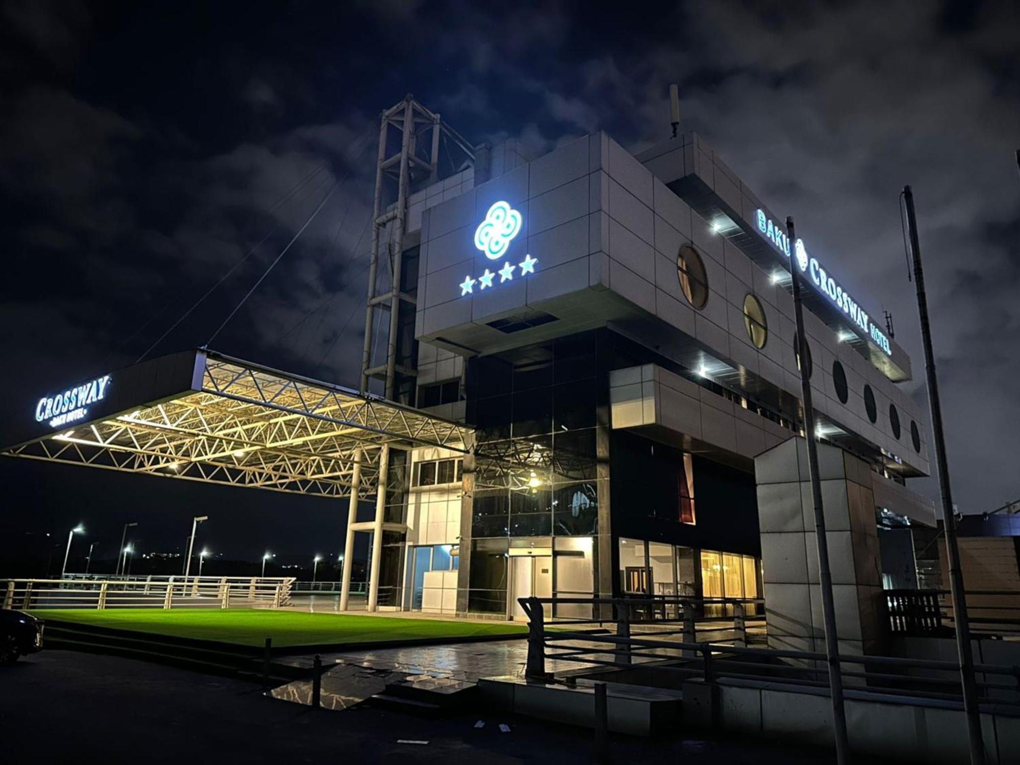 Otel Crossway