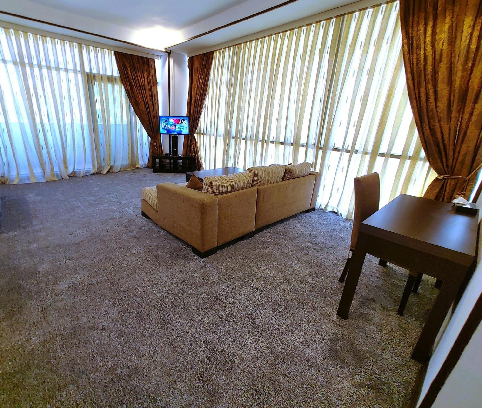 Crossway 3*
