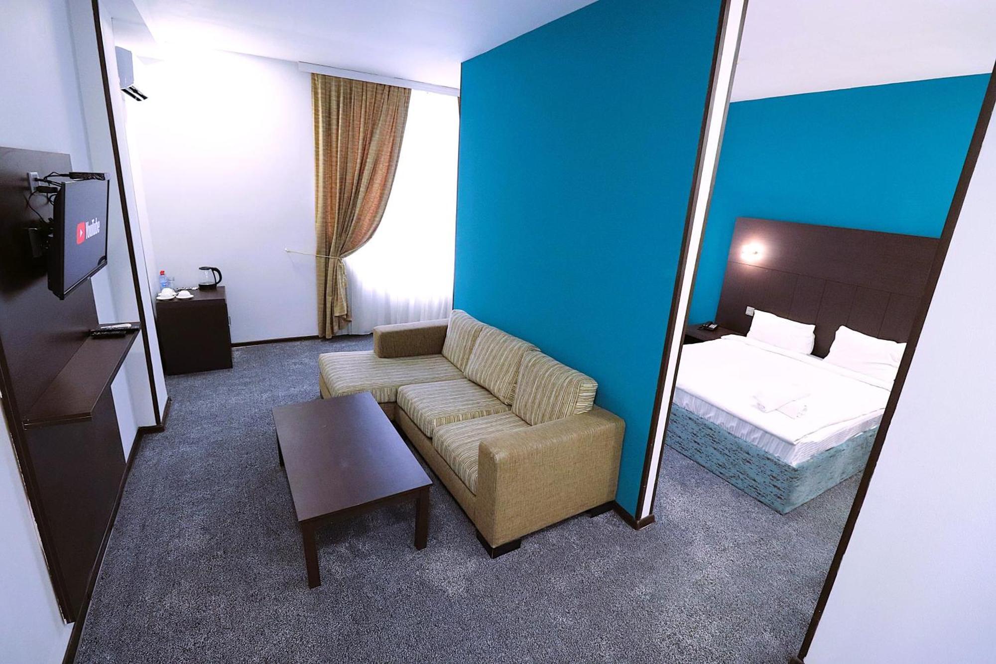Crossway 3* Baku